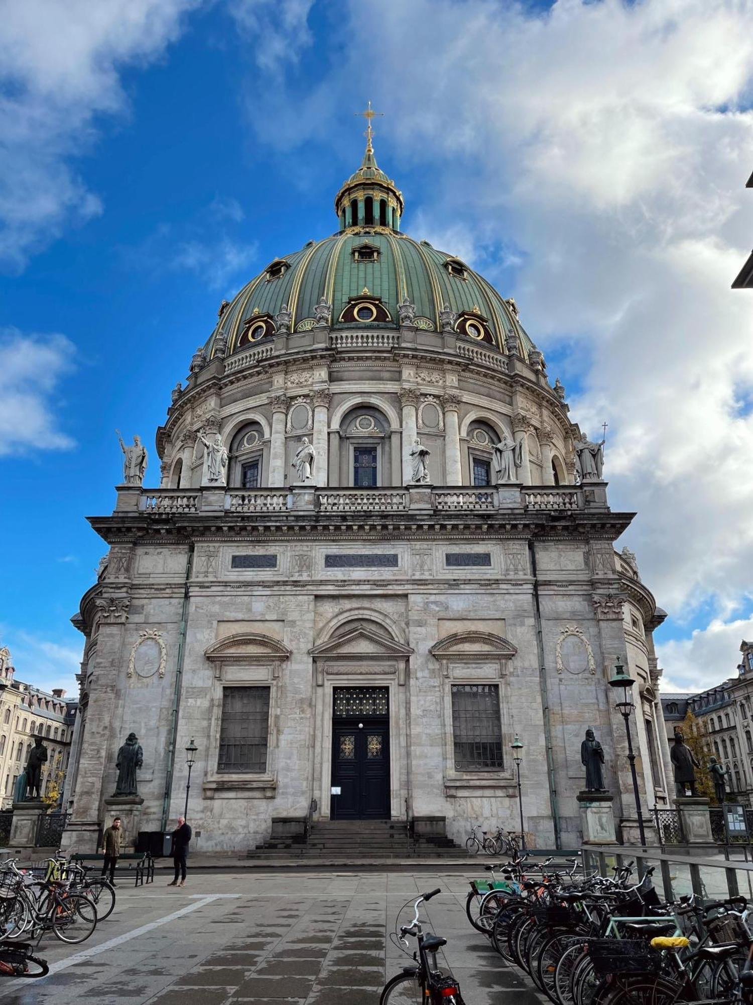 Beautiful 3 Bedroom Flat Next To The Marble Church 哥本哈根 外观 照片